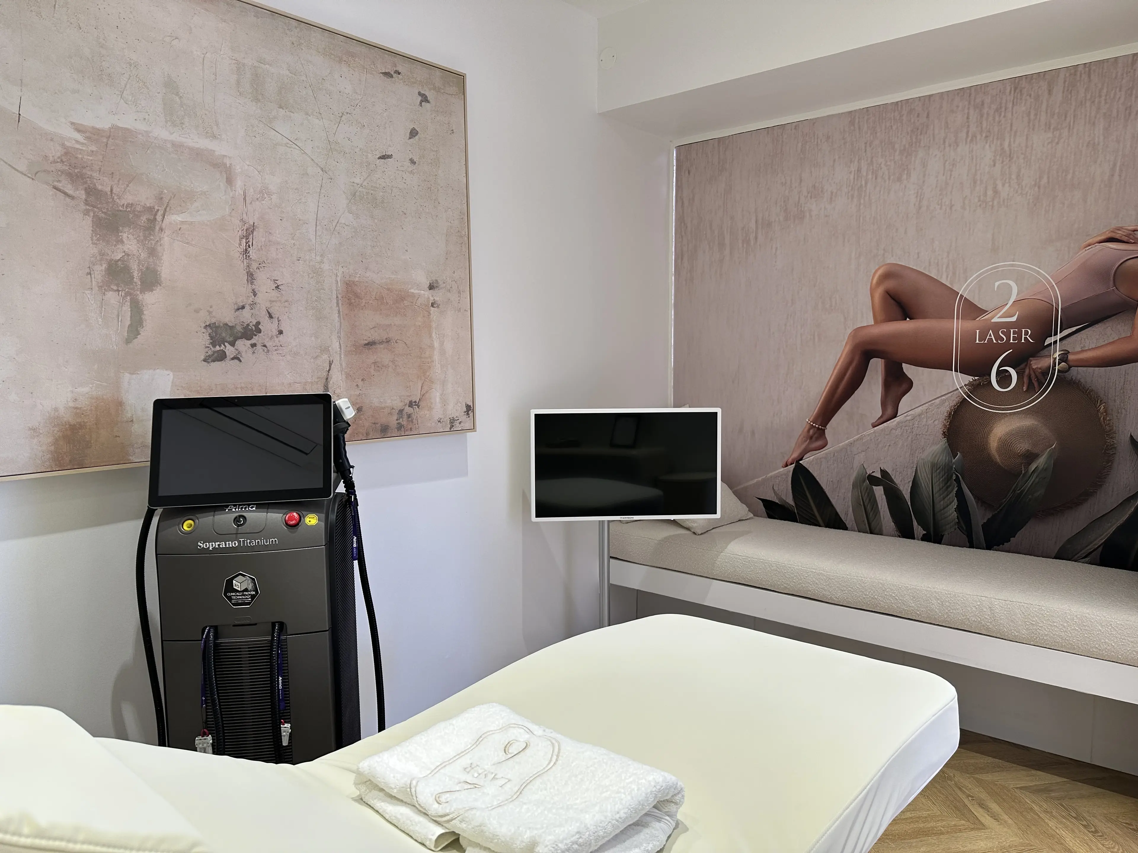 Intérieur du centre Laser 26 Cagnes-sur-Mer