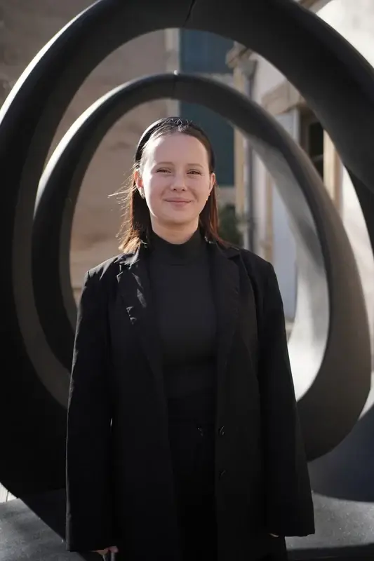 Amandine, Responsable Partenariats Hors Média chez Laser 26