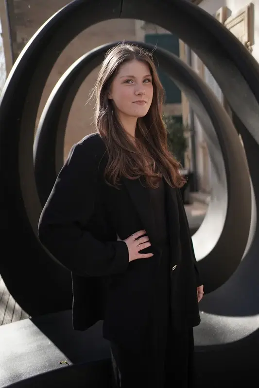 Elena, Responsable Partenariats & Relations Professionnelles chez Laser 26